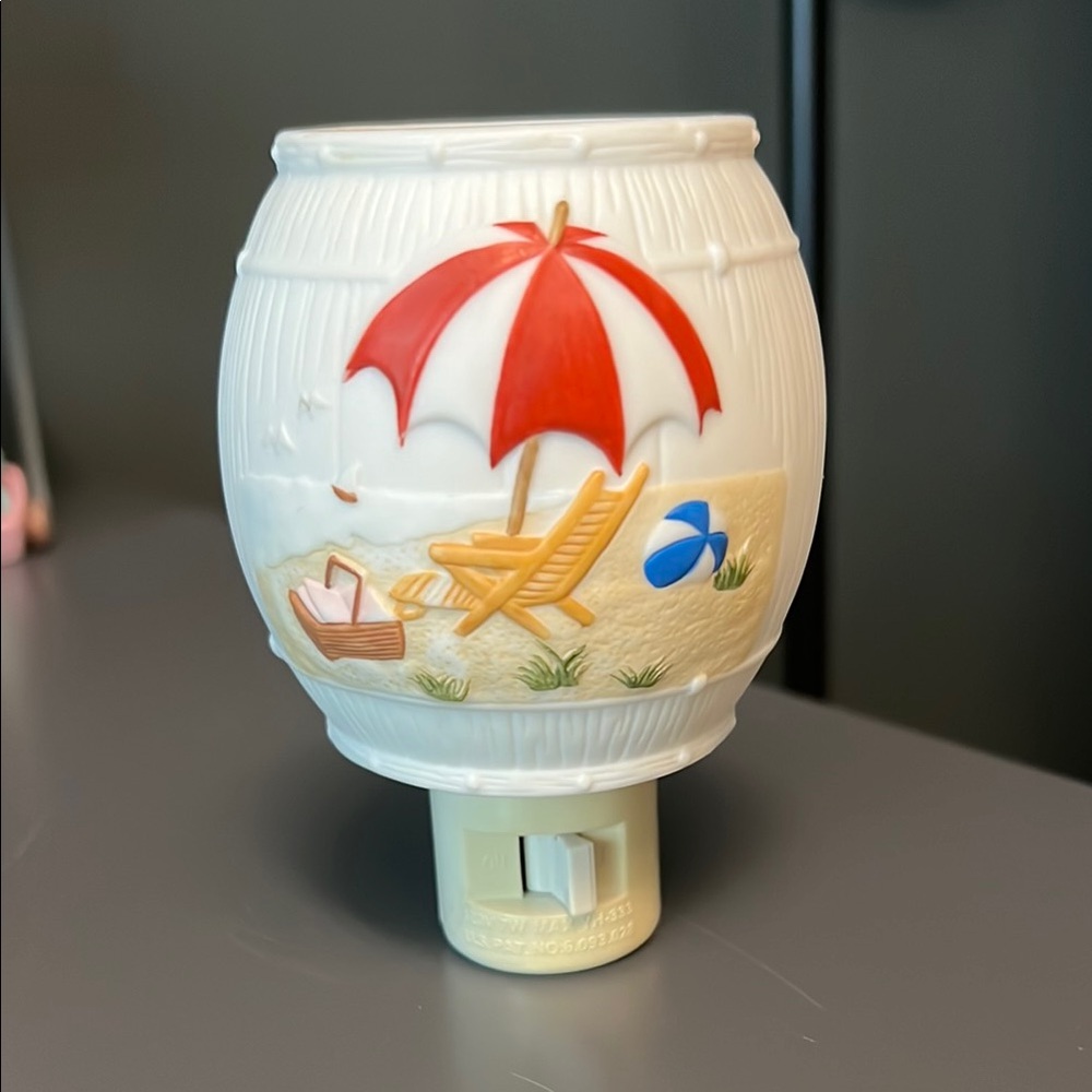 Beach-Themed Night Light/oil diffuser